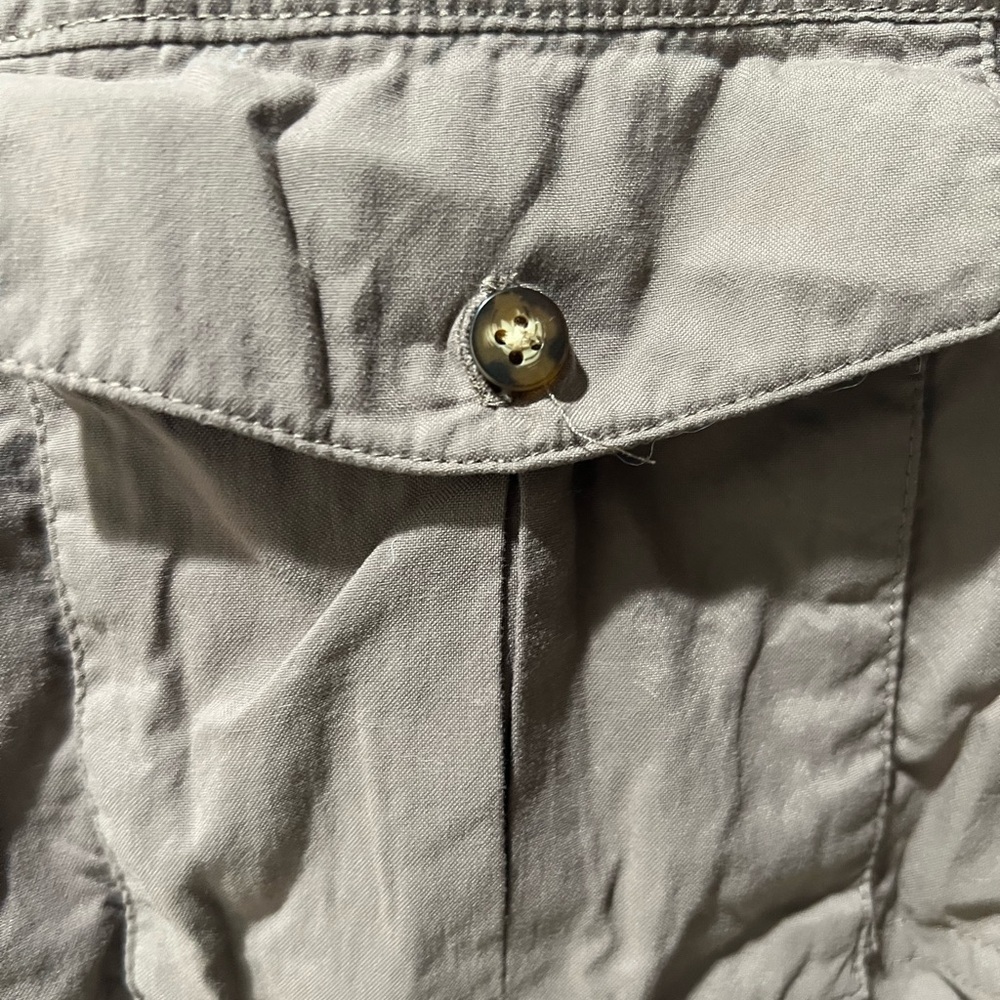 The North Face women’s brown button down field shirt, size medium, GUC, pockets - Picture 3 of 8